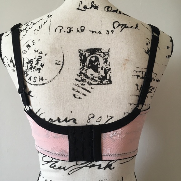 Iesha Back Smoothing Bra - Picture 3 of 8